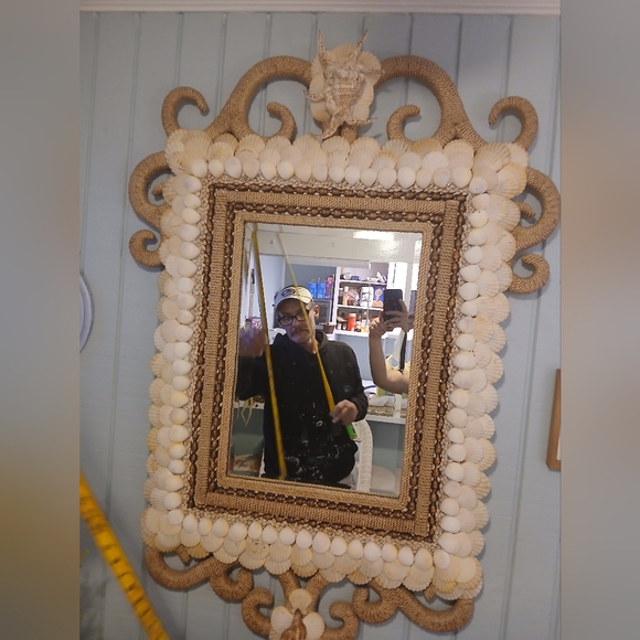 Other - Coastal Shell & Rope Wall Mirror - White and Tan